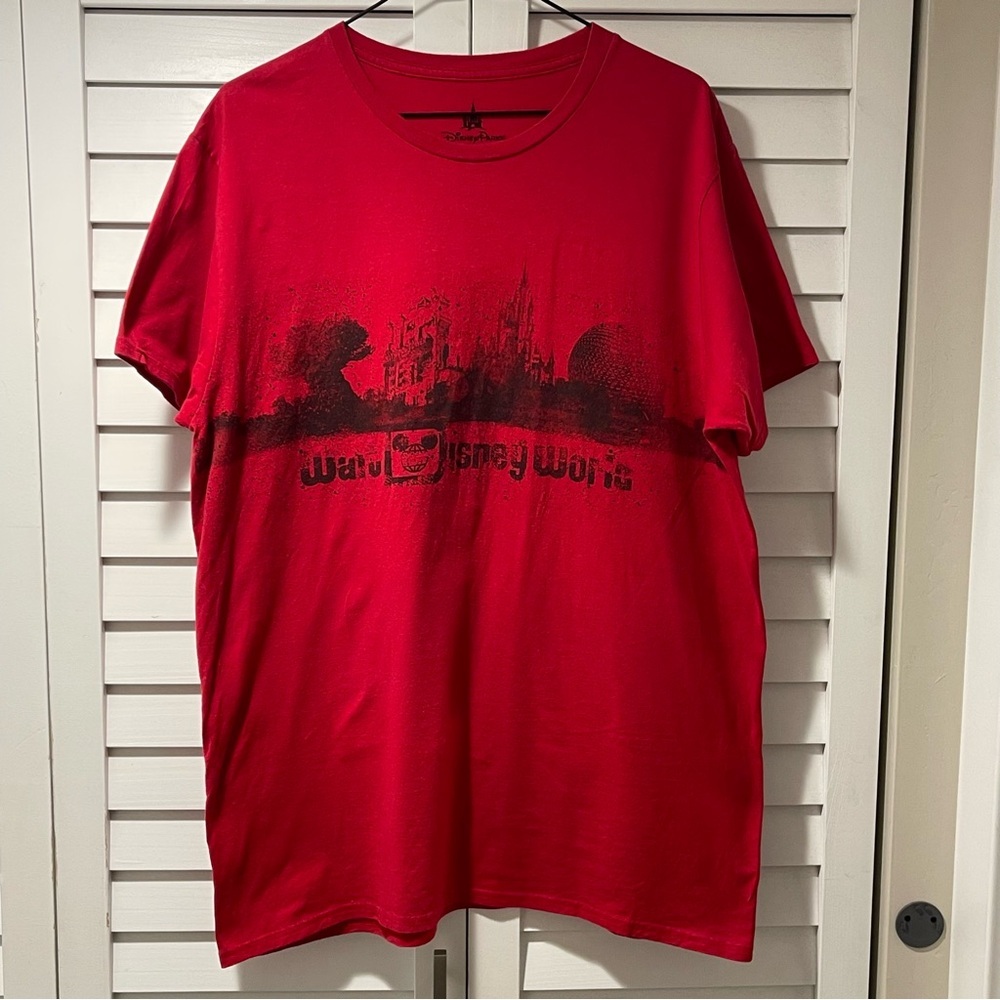 Disney Parks Walt Disney World Red‎ T-Shirt Men’s Large Graphic Tee